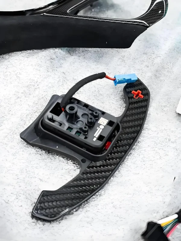 Lẫy số BMW Carbon