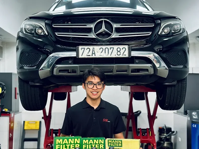 Mercedes Benz GLC250 bao duong1 Bảo dưỡng Mercedes-Benz GLC250: Đảm bảo hiệu năng và tuổi thọ xe